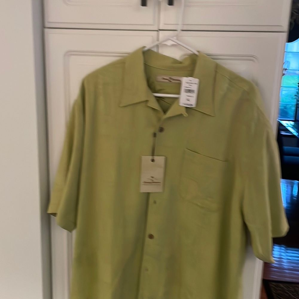 Tommy Bahama XL shirt